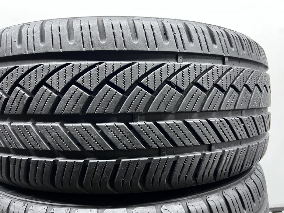 2шт всесезон 235/50/R18 6,7мм 2023р Fortuna Eco Plus 4S