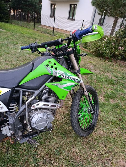 Cross defender 150