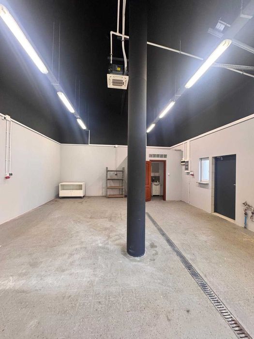 Lokal-budynek usługowo / handlowy Piaseczno  główna ulica