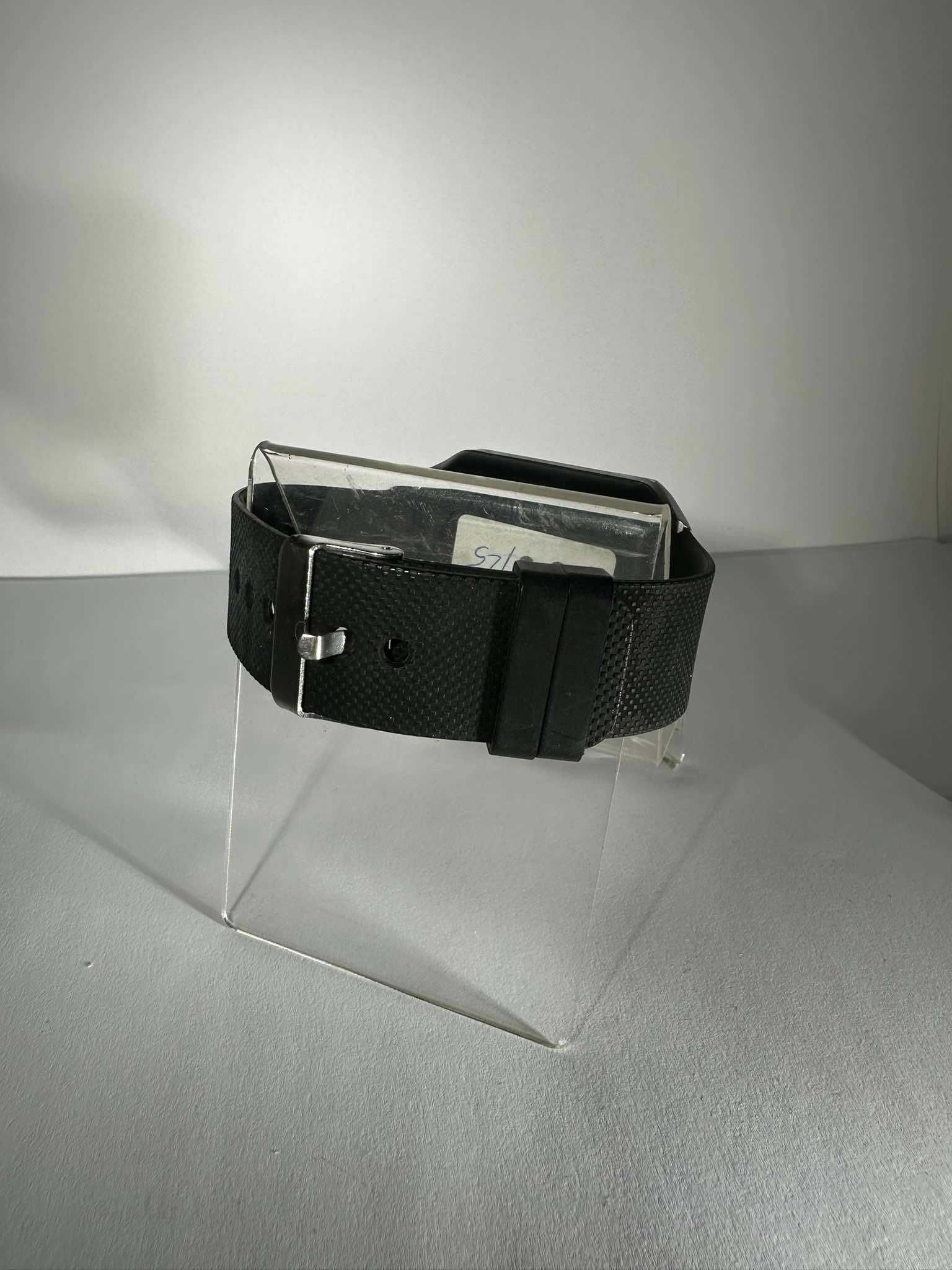 SMARTWATCH NO NAME  z kamerką (769/25) tyl