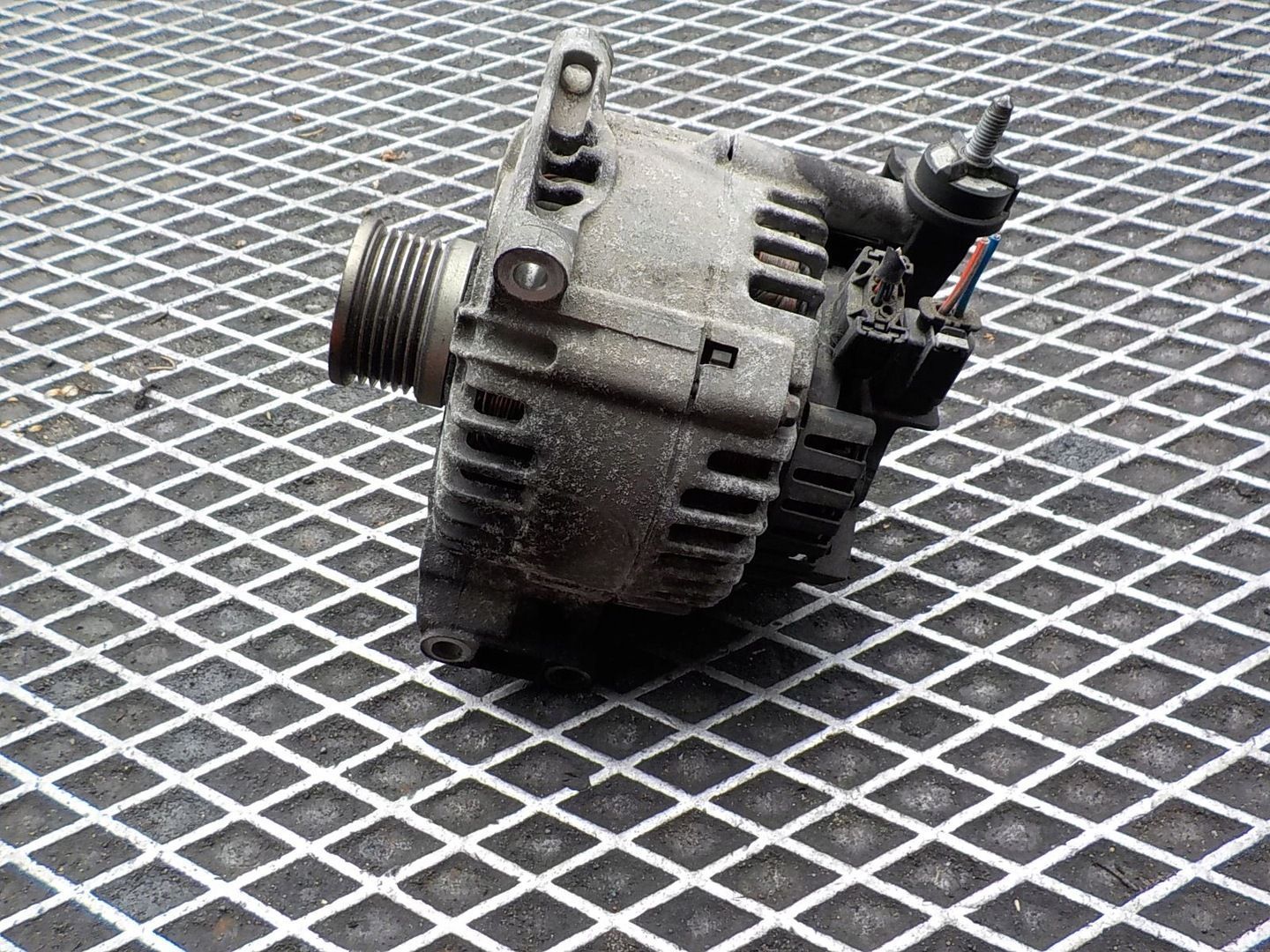 MERCEDES-BENZ KLASA A W169 1.5 B ALTERNATOR A2661500101 UWAGA OPIS