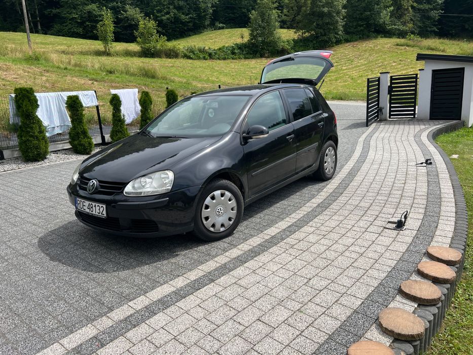 Volkswagen golf 5 benzyna