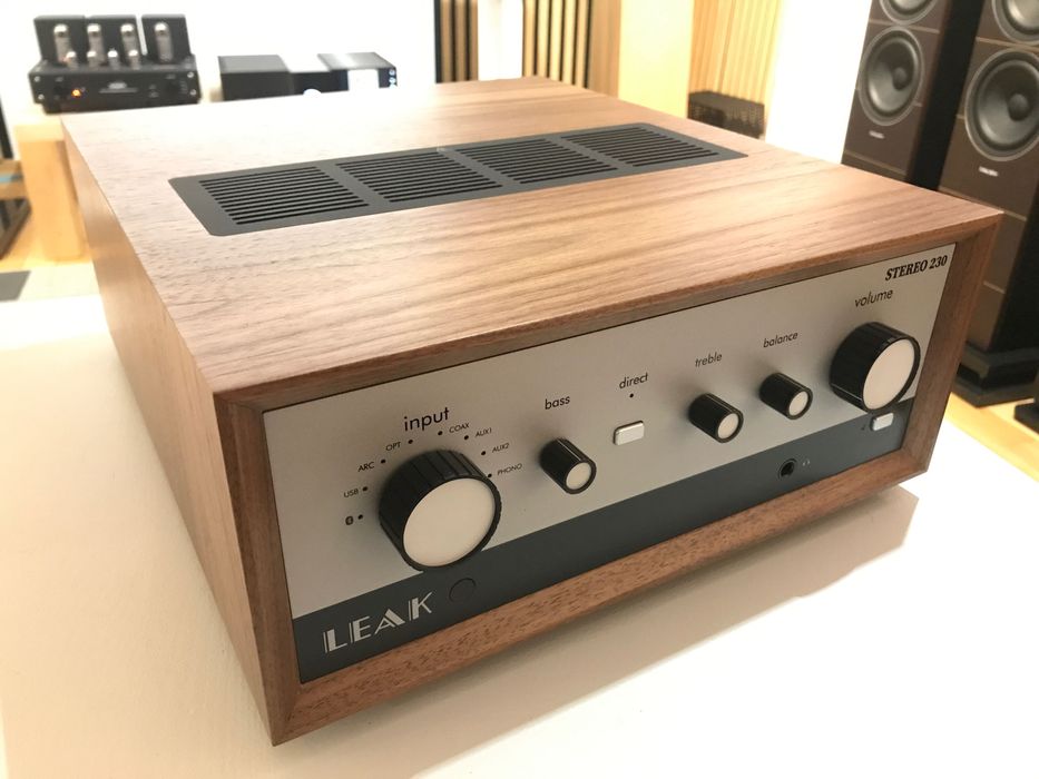 Leak Stereo 230 Wood wzmacniacz stereo 2x115W z DAC i Bluetooth
