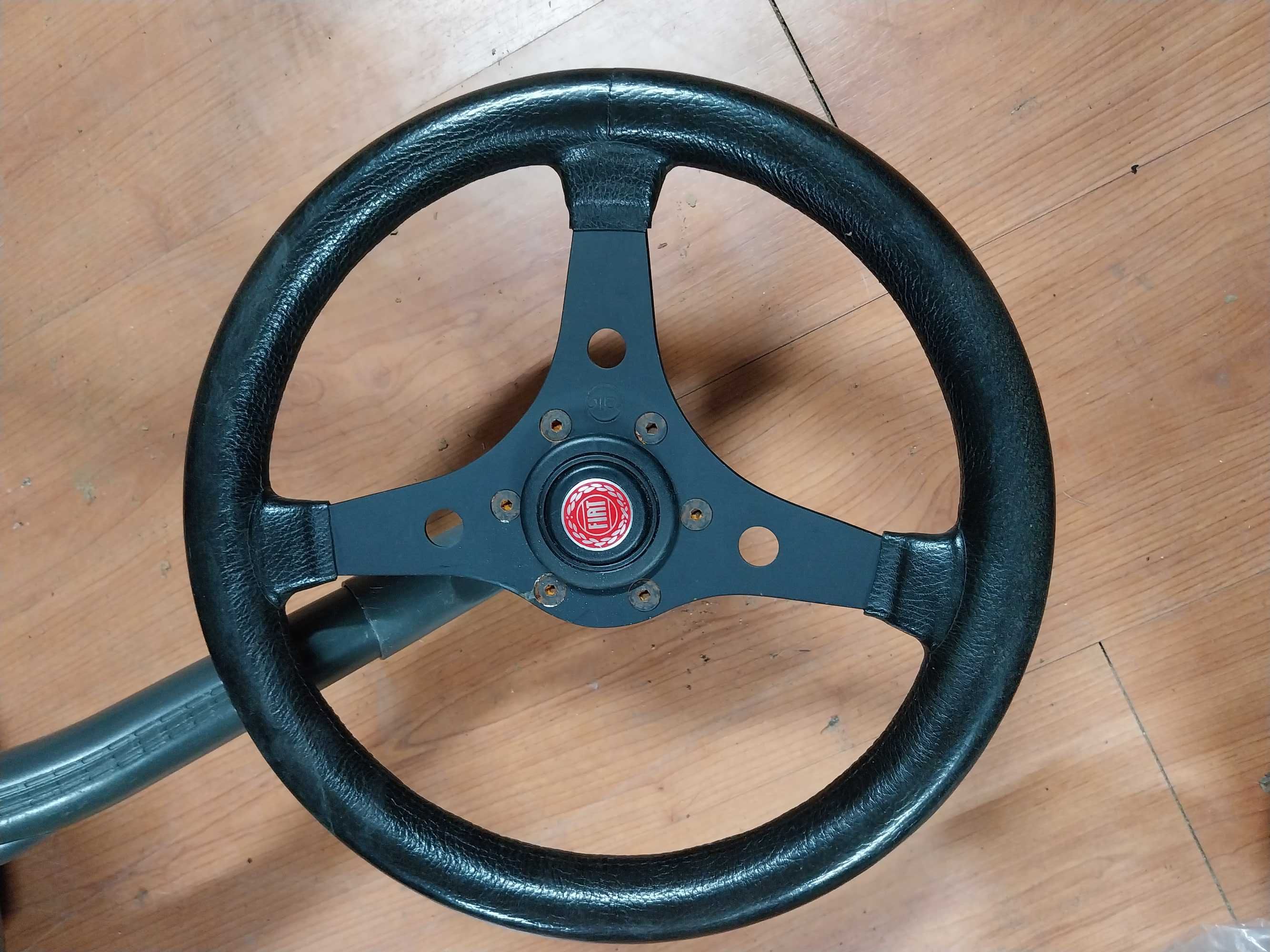 Volante desportivo fiat Uno