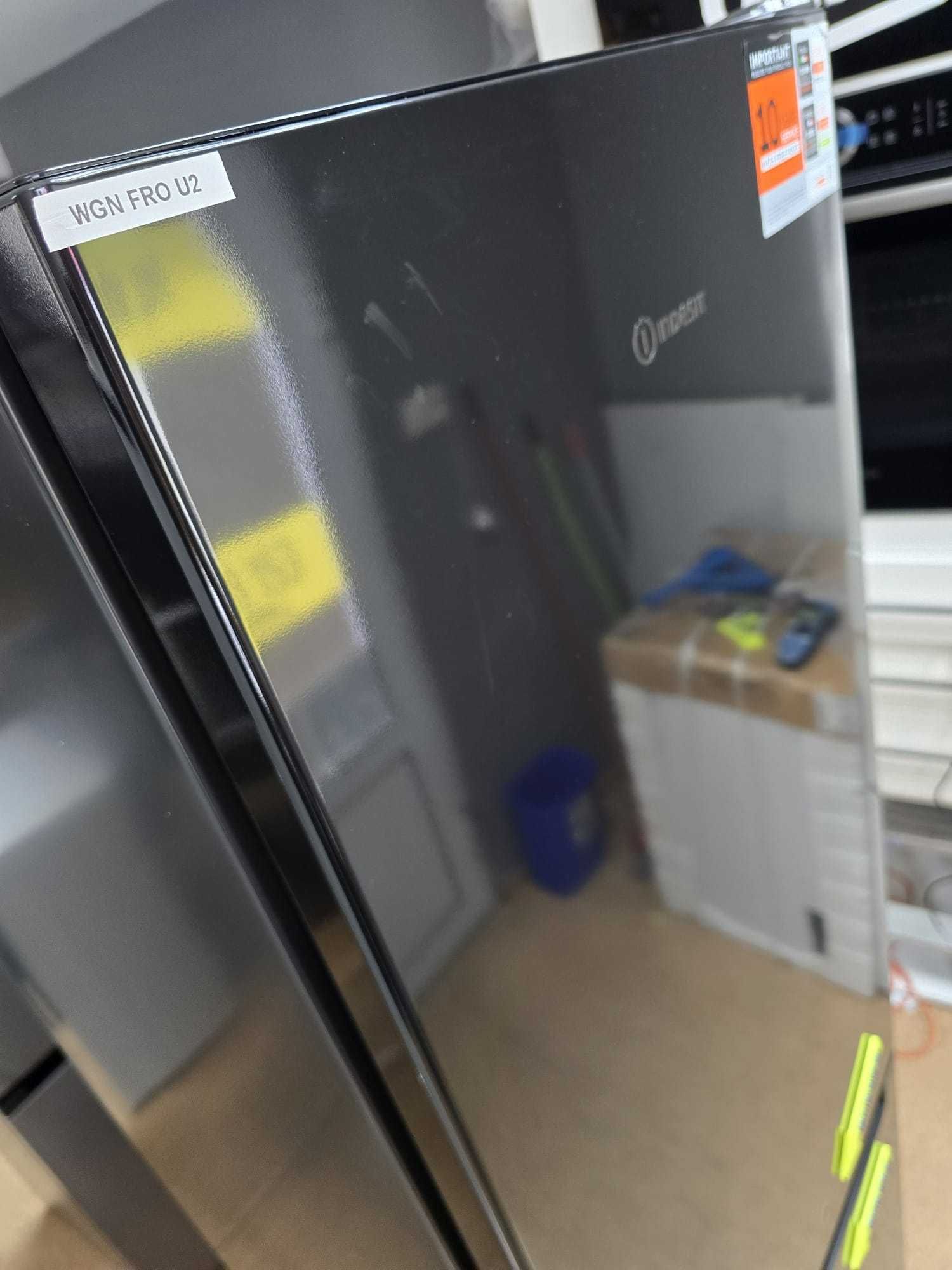 OUTLET nowa Indesit lodówka LI8S2EK1 gwar 2 lata U2