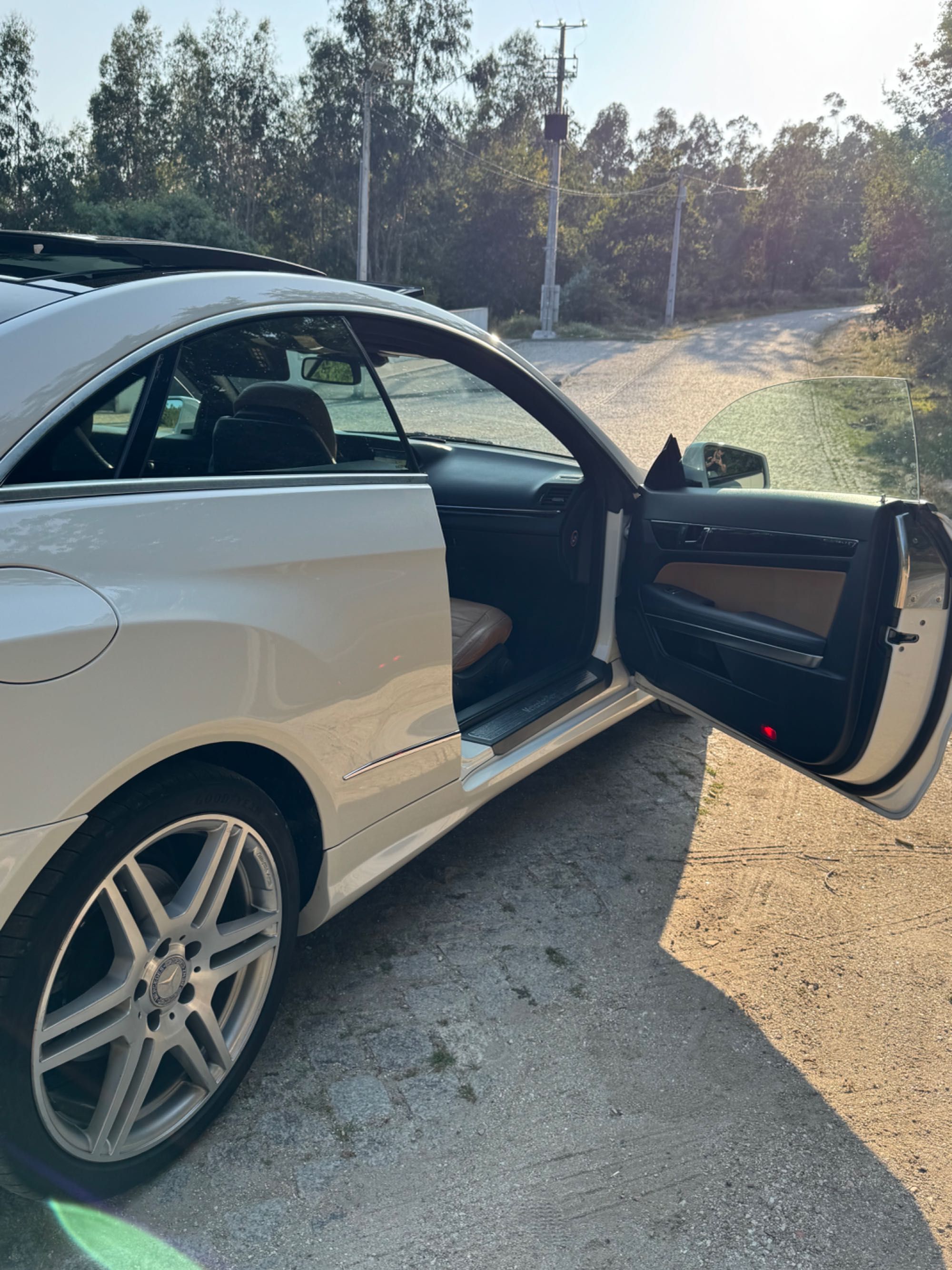 Mercedes Benz E 250 coupe