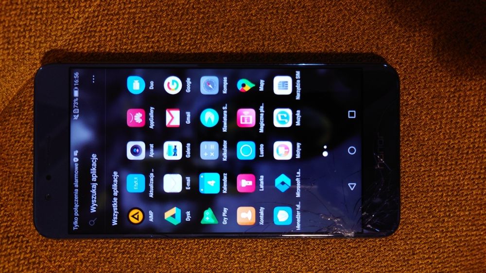 Telefon Honor 8 ( uszkodzony ekran )