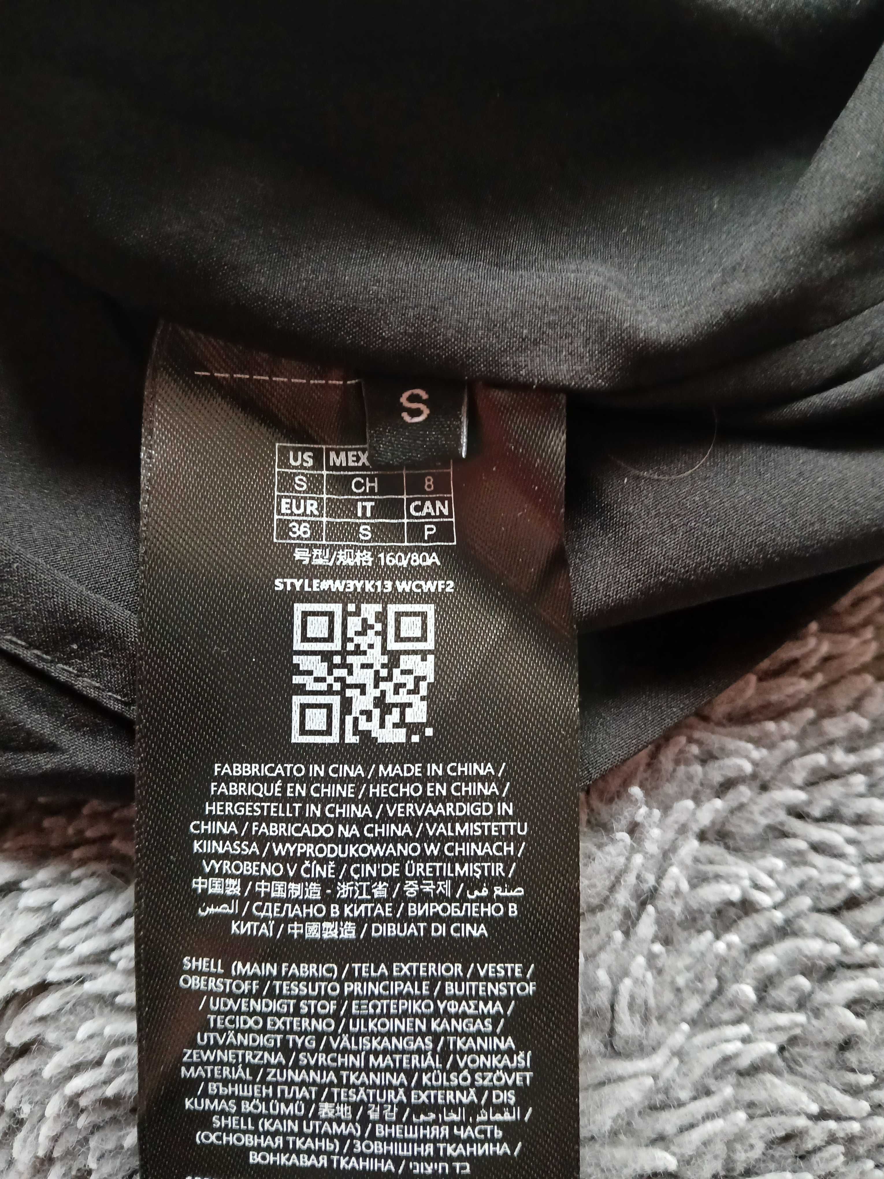 Sukienka krótka, mini Guess z kwiatowym wzorem model ‘ELANA’ - czarny