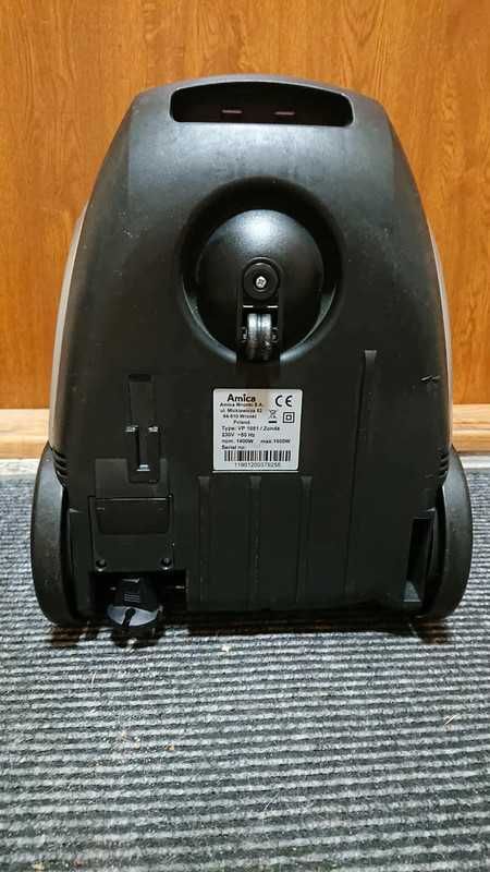 Odkurzacz Amica 1600 W-workowy