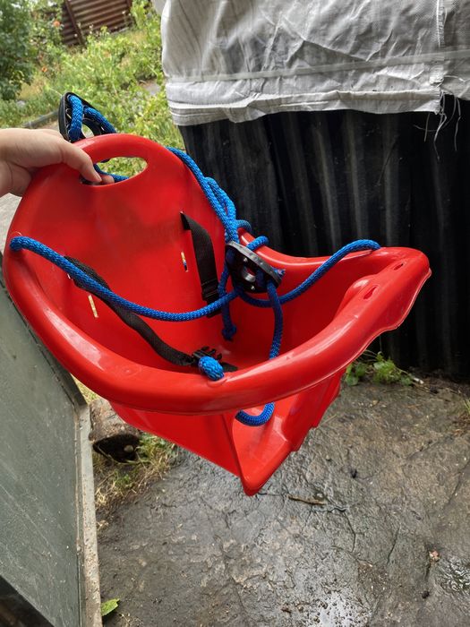 Гойдалка дитяча