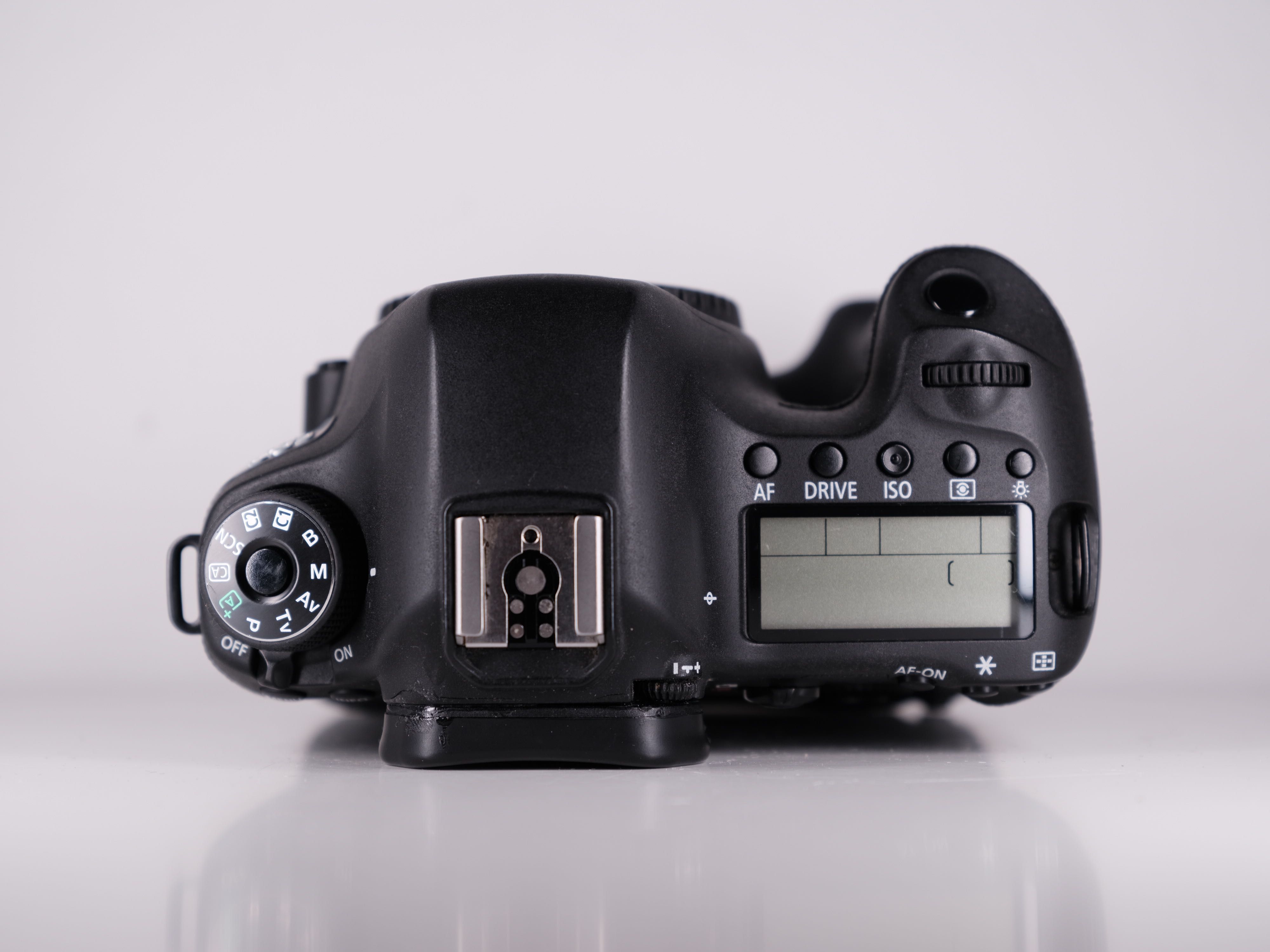 Canon 6 mark 1 + бустер Пробіг 33 тис + гарантія /без передоплат