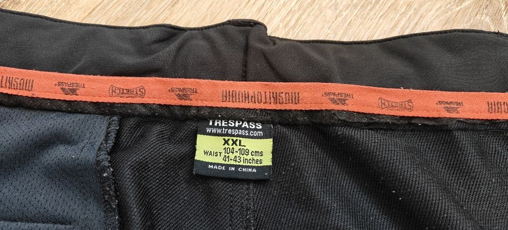 Spodnie trespass rozmiar XXL, 194-109 cm