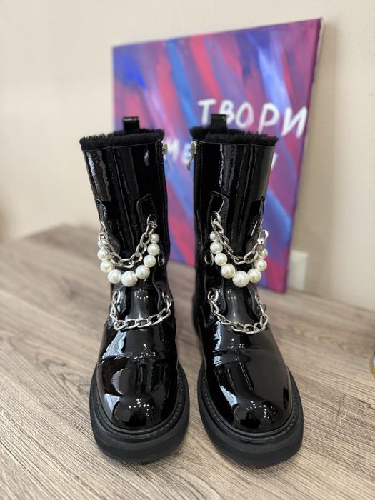 Женские лаковые ботинки attico зимние