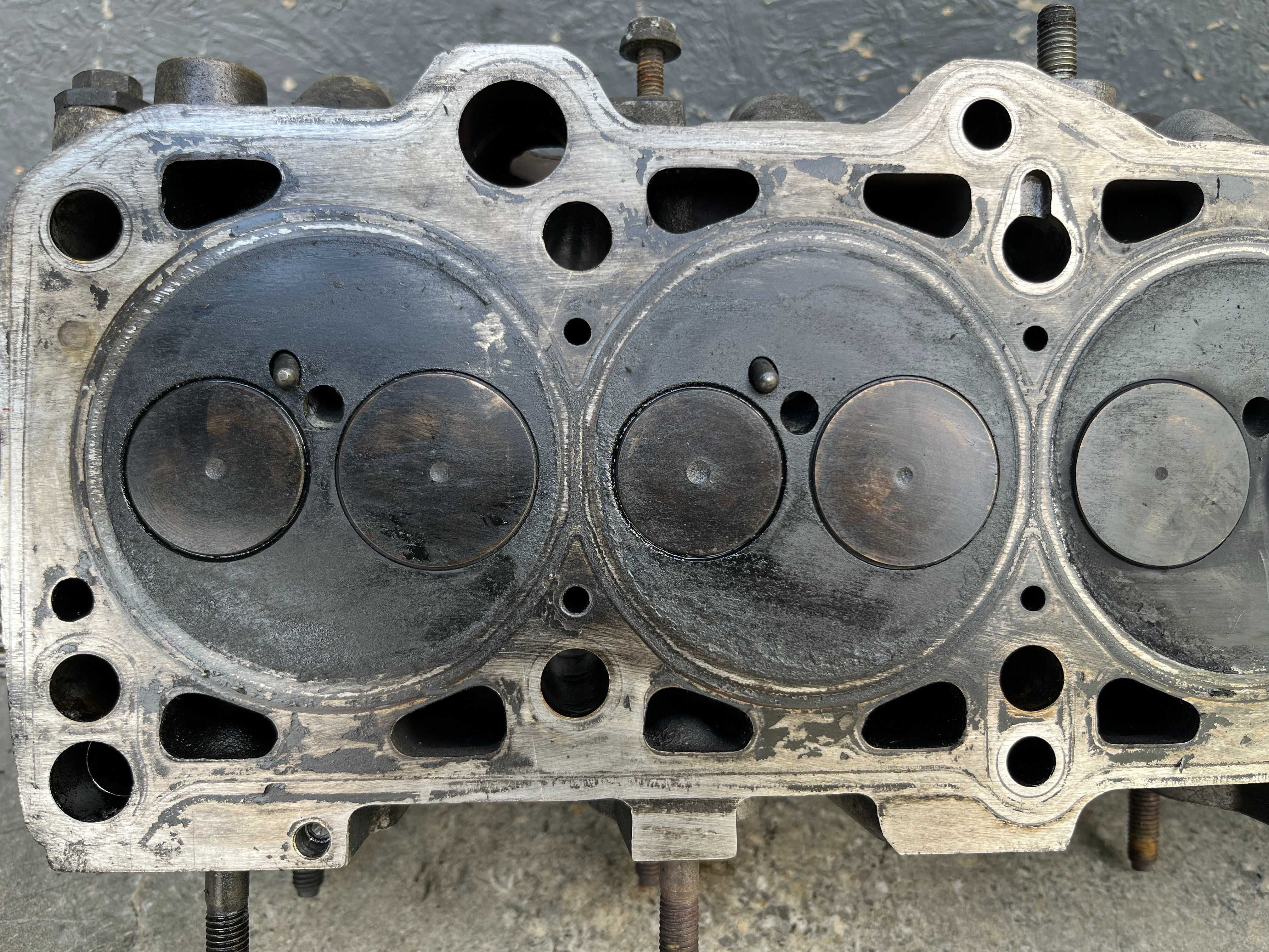 ГБЦ головка блока Audi 100 A6 C4 2.5 TDI