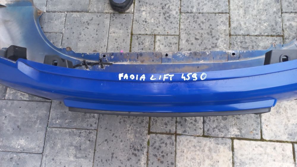 Skoda Fabia 1 lift 04-07 zderzak przod przedni niebieski 4590