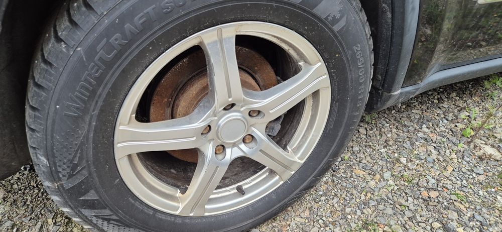 Koła zimowe Jeep 5x127 265/60r18 Kumho