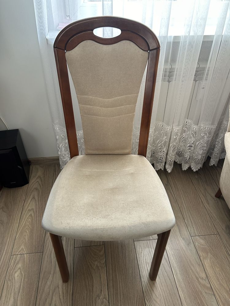 Krzesła komplet (4 sztuki)