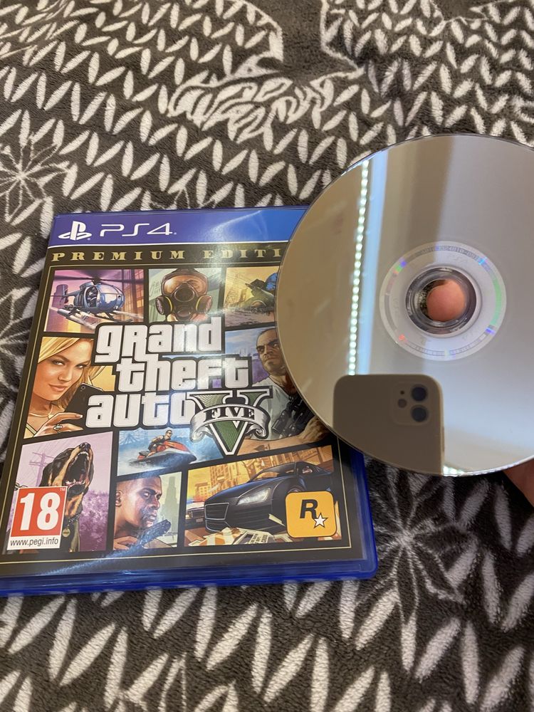 PS4 Slim 1T Продам