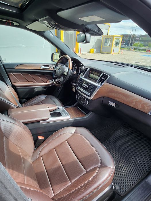 Mercedes Gl 2013 rok 7 miejsc