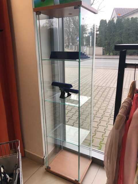 witryna gablota szklana