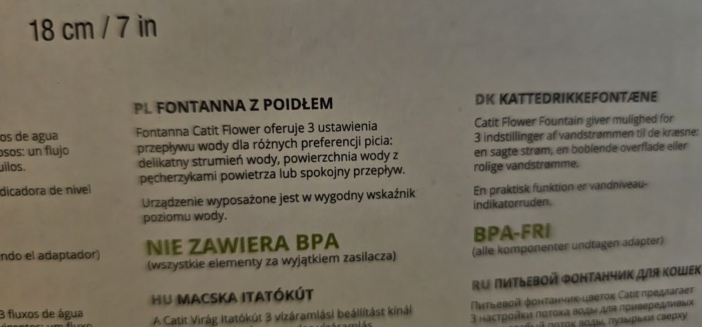 Fontanna poidełko dla kota