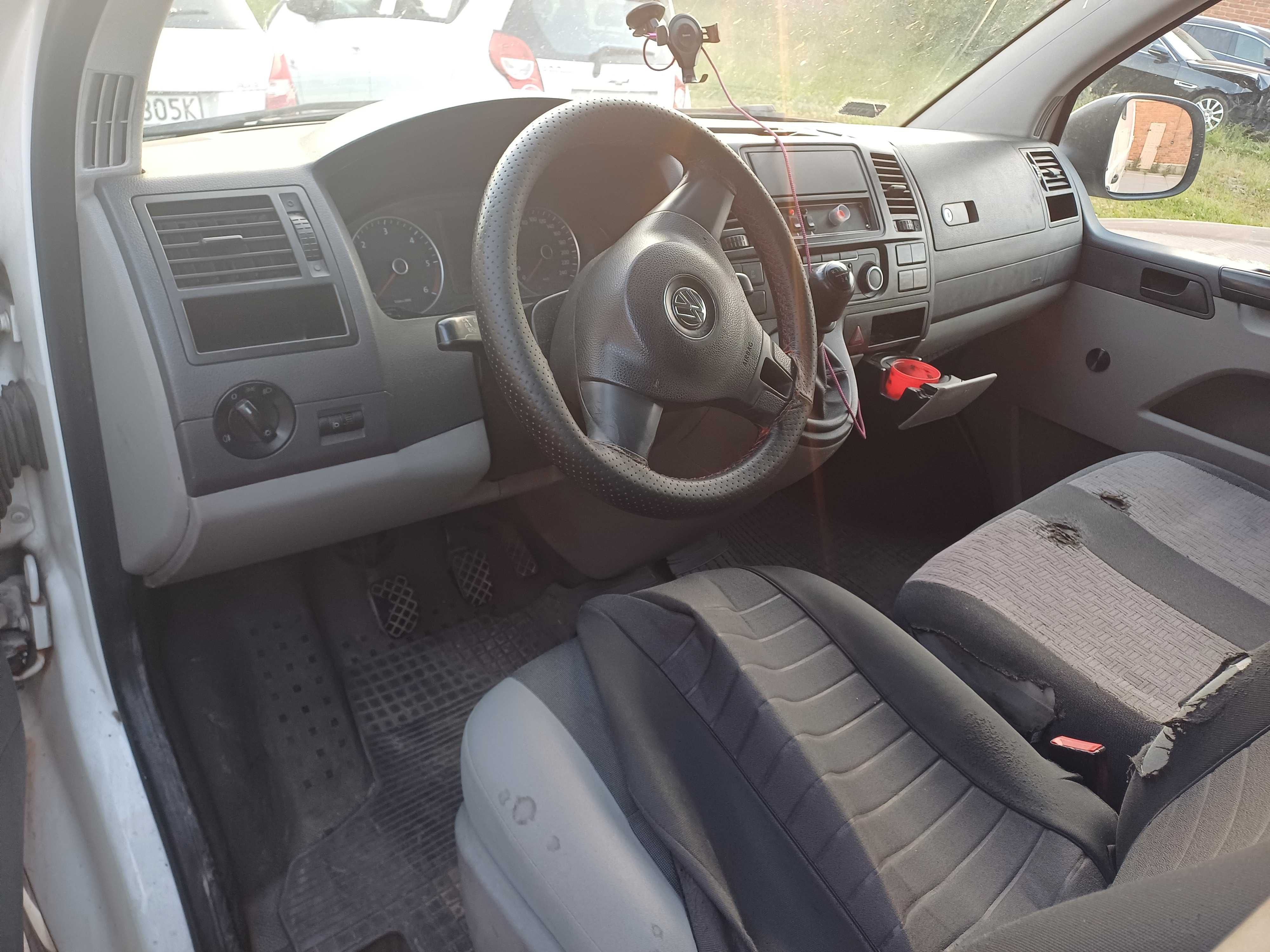 Volkswagen T5 Transporter GP TDi E5 4os. 2014/2015r.