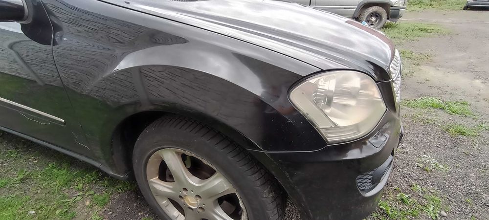 błotnik przód przedni mercedes ml 164 lak c197