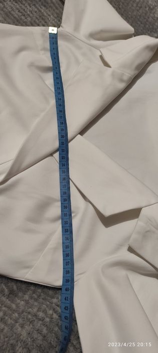 Klasa i wdzięk Pretty little thing jak Nowa