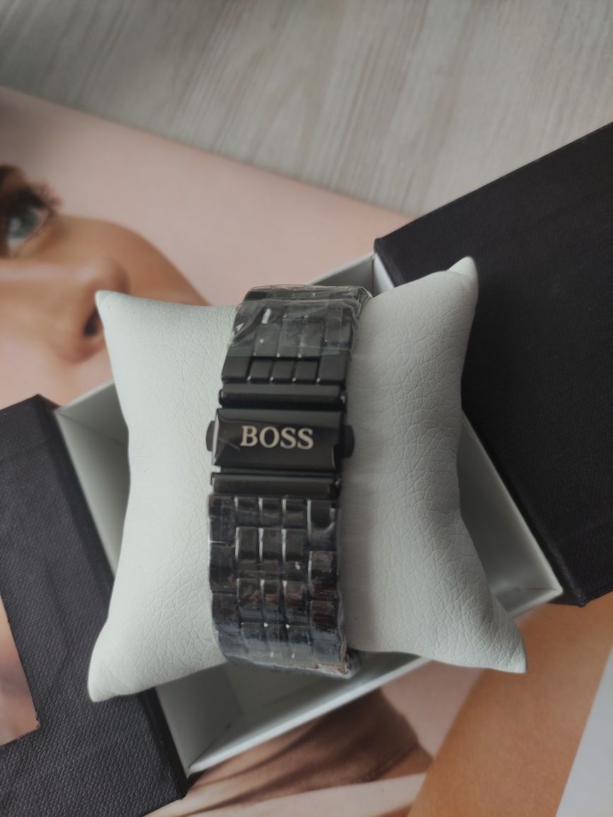 Модные наручные часы Hugo Boss