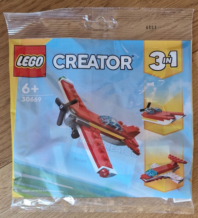 Lego Creator 3w1 30669 Kultowy czerwony samolot