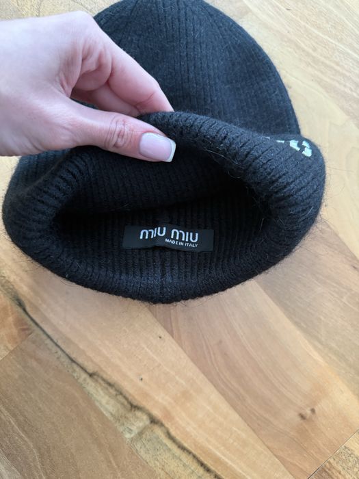 Nowa czapka zimowa miu czarna