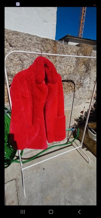 Casaco novo vermelho  tamanho L