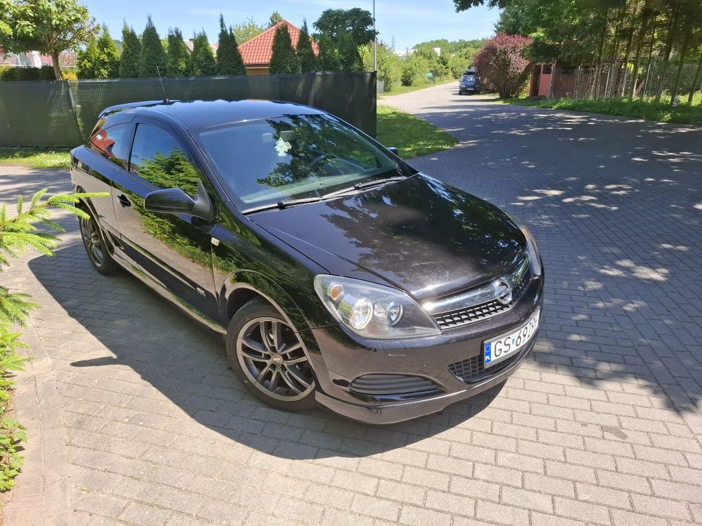 Sprzedam auto Opel Astra H