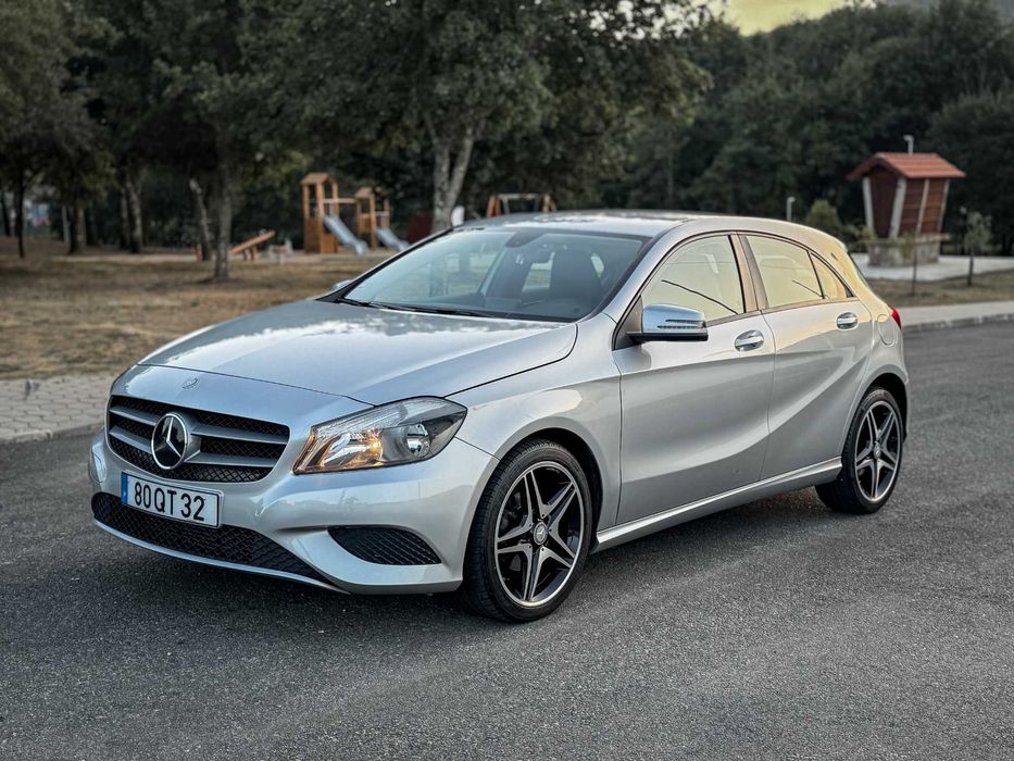 Mercedes-Benz A180 Urban Edition | Trato de Financiamento