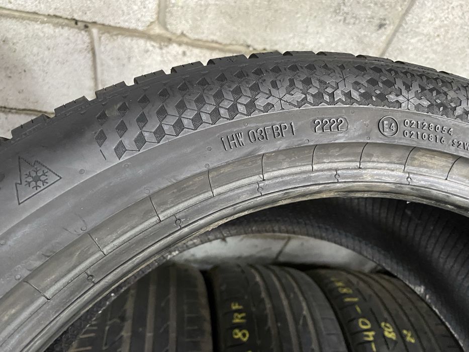 Зимові шини 245/45 R19 (102V) CONTINENTAL