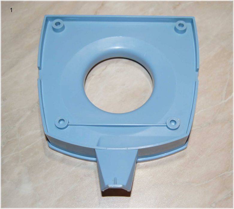 Pokrywa sokowirówki Predom-Mesko SW–3 pokrywa zbierająca sok z lejkiem