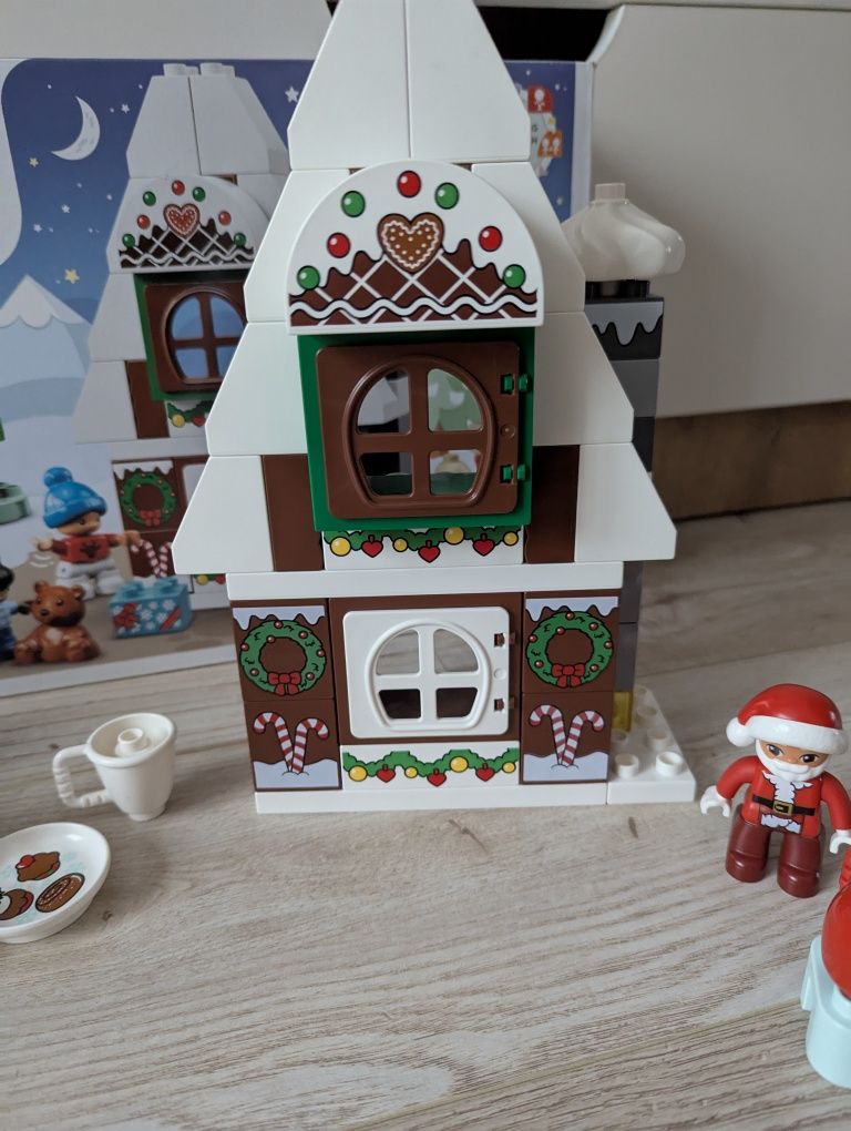 Конструктор LEGO DUPLO Пряничний будиночок Санти 50 деталей (10976)