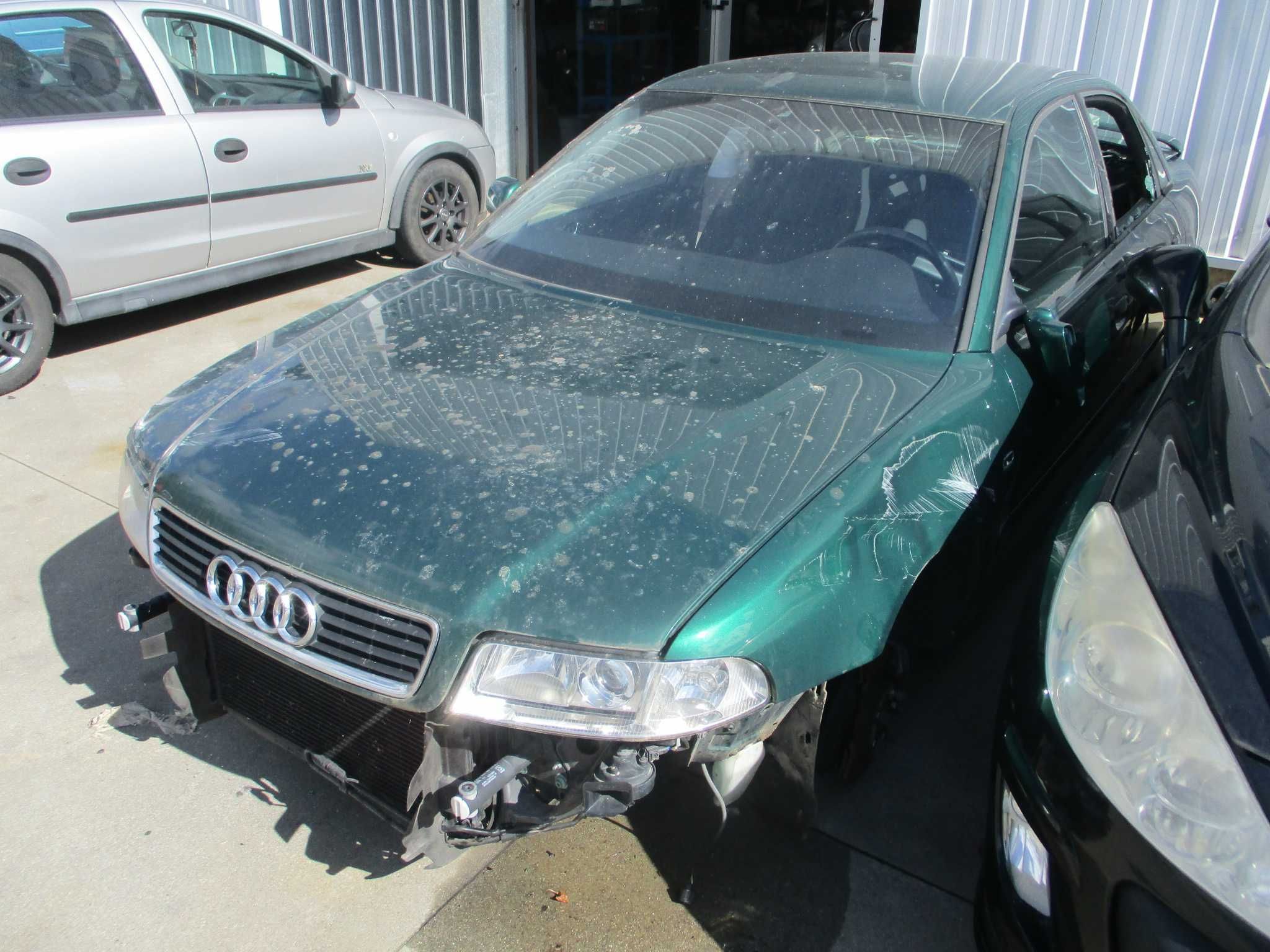 Audi A4 Para peças