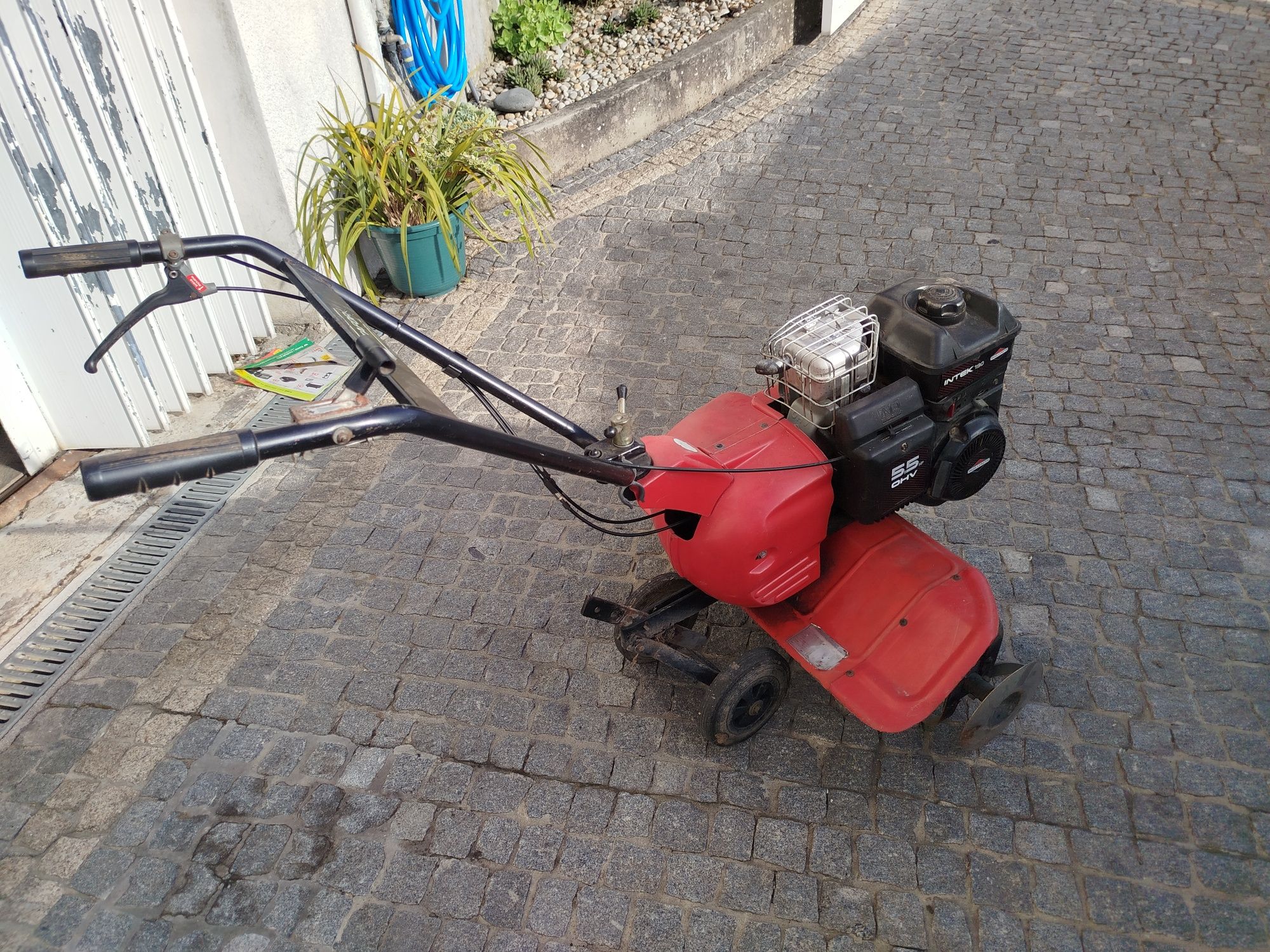 Moto Enxada 5.5HP