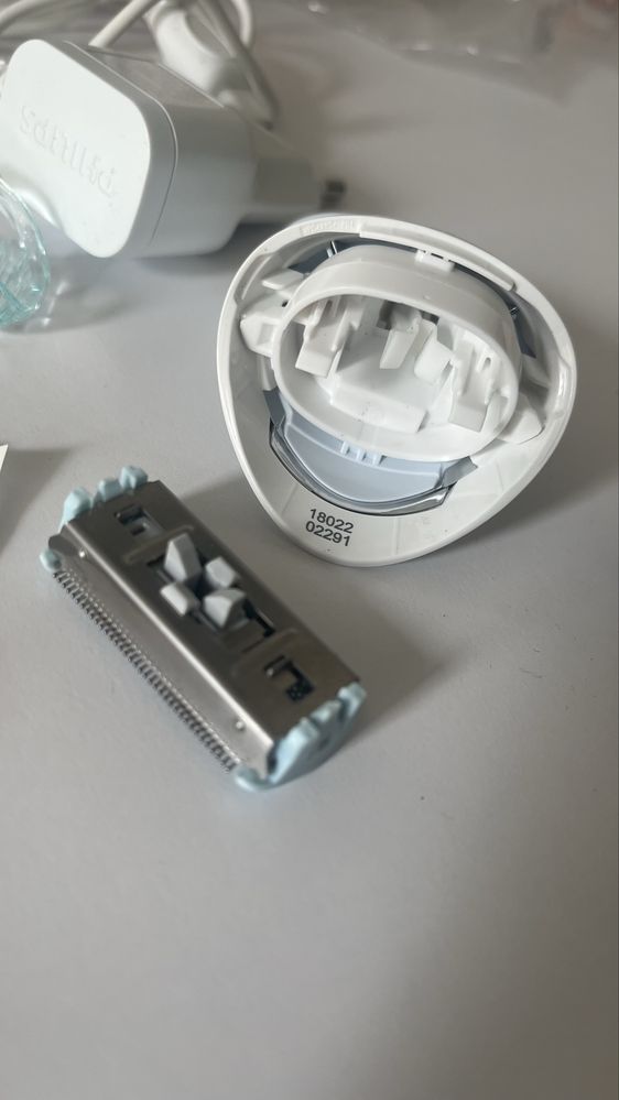 Philips SatinShave Advanced BRL130