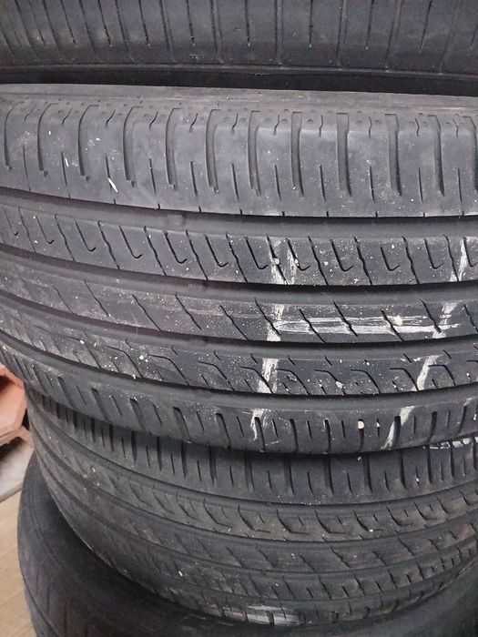 Vendo 4 pneus winrun como novos