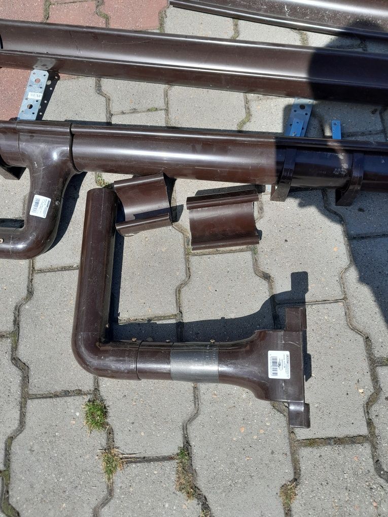 Rynny nowe złączki rura braz 125