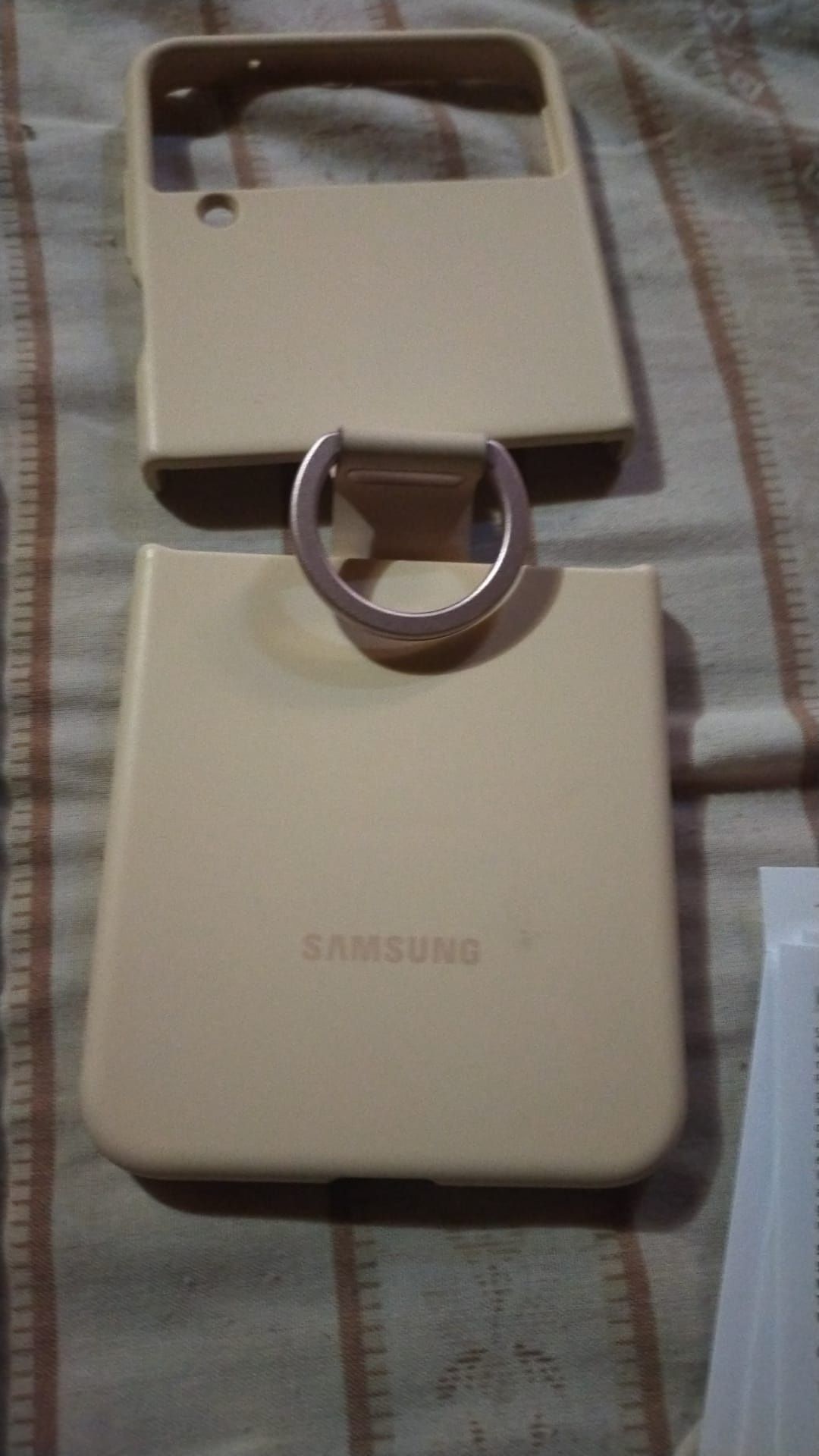 Samsung galaxy z flip4