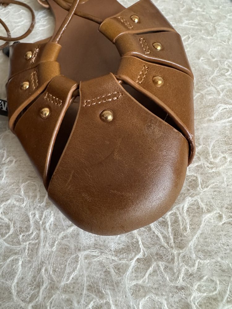 Zara skóra naturalna brązowe sandały rzymianki wiązane 41