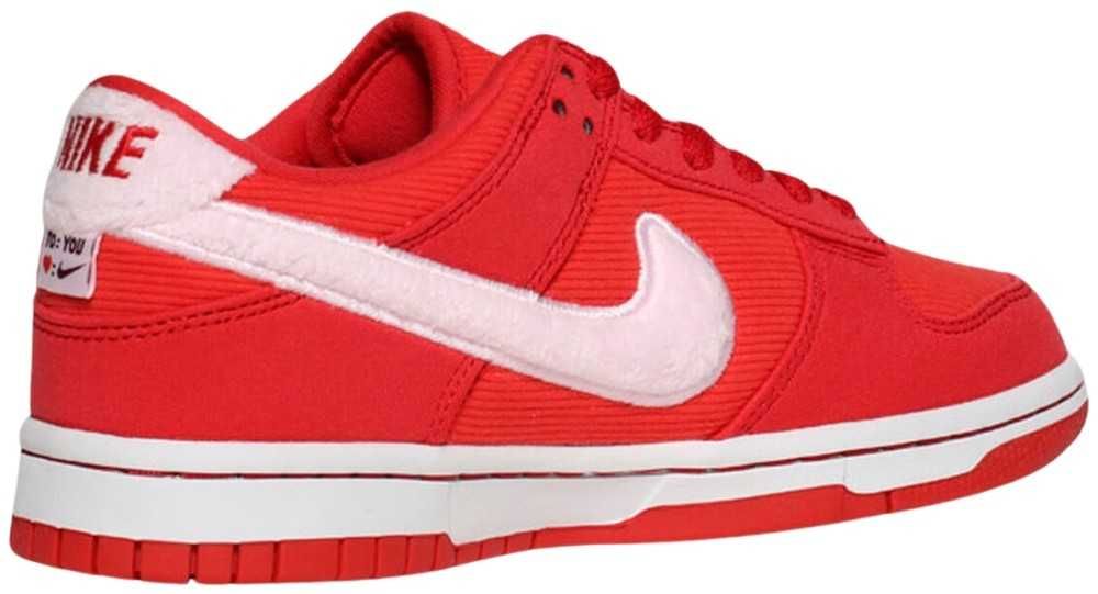 Buty Nike Dunk Low młodzieżowe Walentynkowe: różne rozmiary