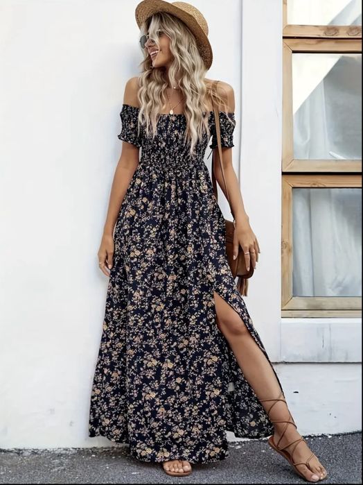 Сукня максі з відкритими плечима