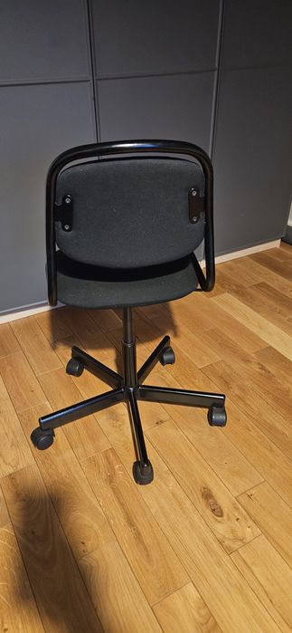 Krzeslo dla dzieci do biurka Ikea