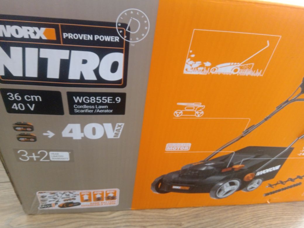 WORX Nitro wertykulator akumulatorowy i napowietrzacz trawnika WG855E.