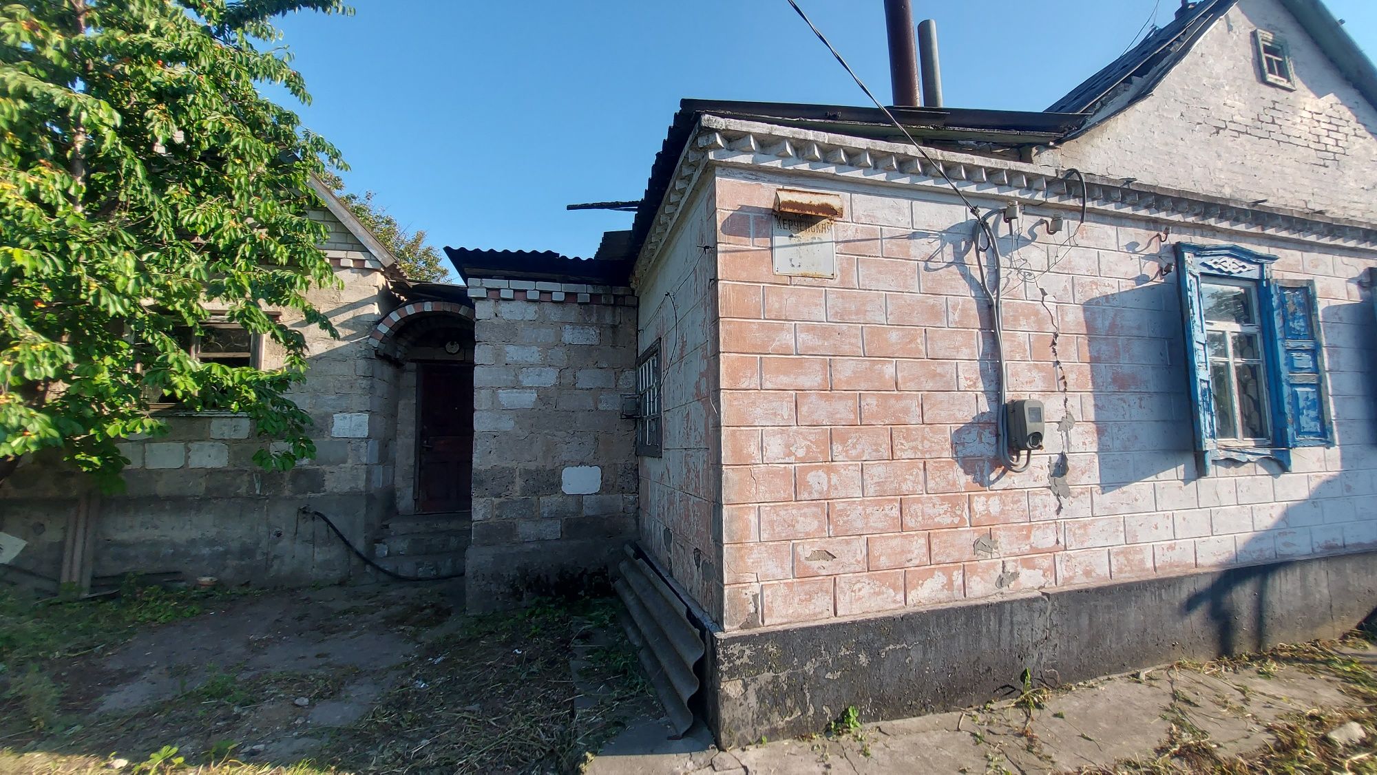Продам дом район 28 школа (от собственника]