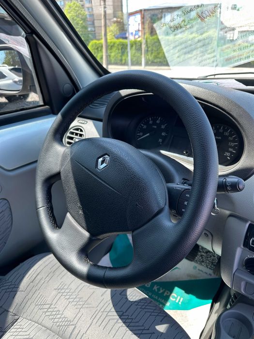 Продам Renault Kangoo 2005 рік можлива розстрочка,кредит,обмін!